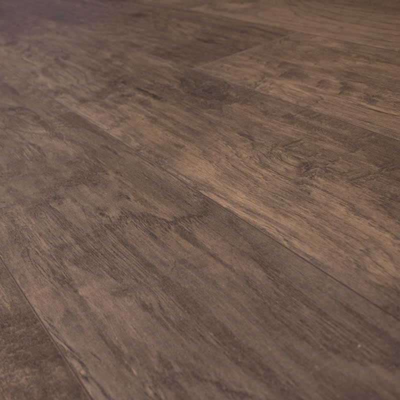 Clearance Laminate Saratoga Hickory Toffee 7 mm Thick x 7-2/3 in Wide x 50-5/8 in Length 24.17 sf/ctn