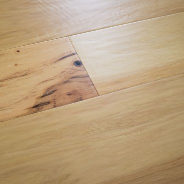 Woods of Distinction Engineered Destroyed Scrape Hickory Natural 6 1/2 x 3/8 31.97 sf/ctn