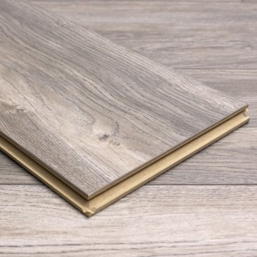 Discontinued Laminate Water Resistant High Plains Oak 12WR05 12mm x 7.48 inches 18.42 sf/ctn